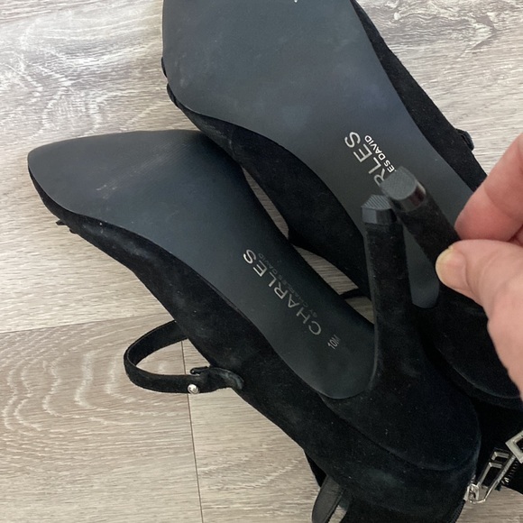 New Suede heels with silver detail, zipper at the back makes them easy to wear. - Picture 7 of 8